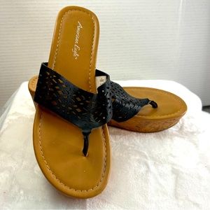 American Eagle Wedge Sandals Black Cork Wedge Size 7.5
